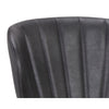 Chaise de bureau Anabelle, chaise pivotante à roulettes avec une assise en similicuir noir avec son capitonnage en canaux verticaux pour un design élégant et charmant par Maillé Style (Érik Maillé)