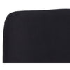 Chaise de salle à manger pivotante Carole avec un siège en tissu noir à l'intérieur et similicuir noir capitonné en rainure à l'extérieur. Élégante, contemporain et urbain avec ses bras dorés et son pied en métal noir par Maillé Style (Érik Maillé)