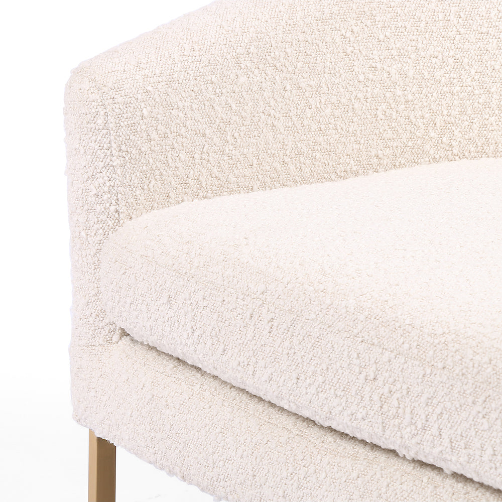 Chaise Colette, fauteuil en tissu blanc et structure en laiton par Maillé Style (Érik Maillé)
