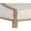 Chaise de salle à manger en tissu beige encadré en bois pour un design classique, chic et contemporain par Maillé Style (Érik Maillé)