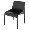 Delphine, chaise de salle à manger tout en cuir noir moulé pour un design élégant et raffiné par Maillé Style (Érik Maillé)