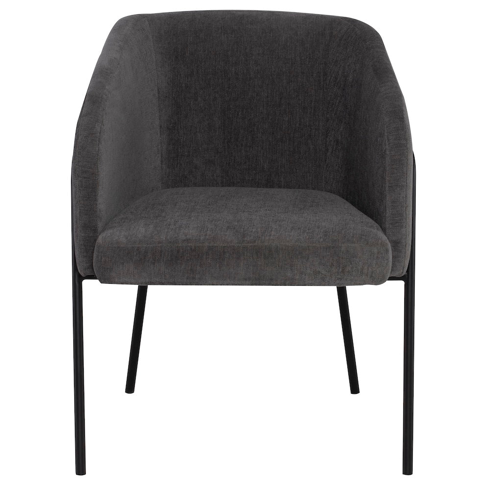 Confortable chaise de salle à manger Estrella avec un design raffiné par son velours gris et son cadre noir mat par Maillé Style (Érik Maillé)