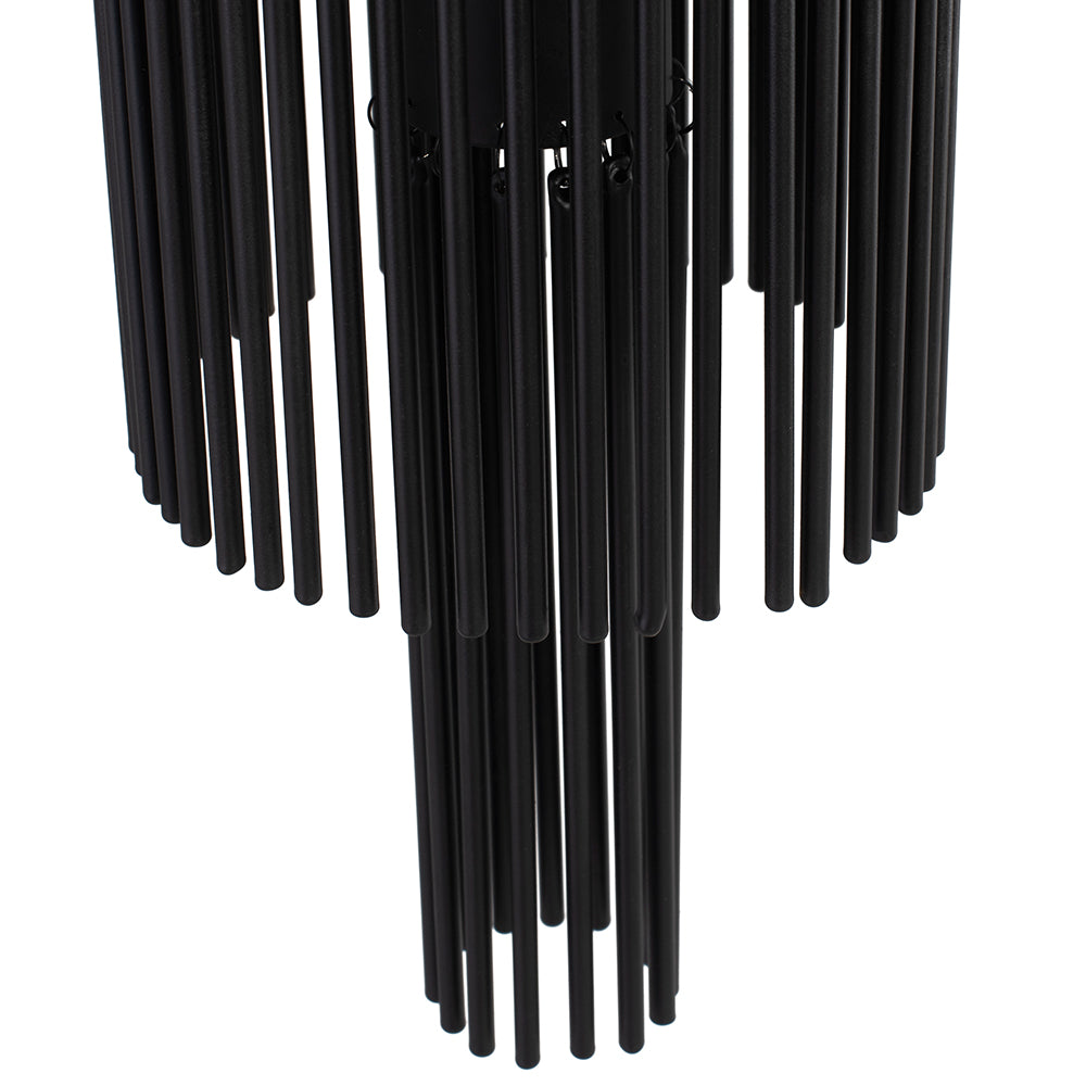 FIORENZA, luminaire suspendu avec abat-jour noir mat et des franges de verre noir par Maillé Style (Érik Maillé)