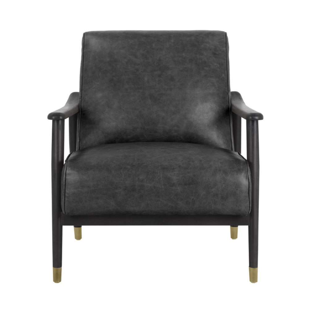 La chaise Karine est un fauteuil d'appoint avec un siège en cuir noir et une structure en bois massif espresso pour un confort MidCentury par Maillé Style (Érik Maillé)