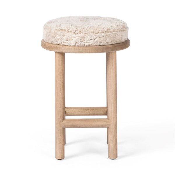 LE TABOURET DE COMPTOIR - BOIS - MASSIF - PEAU - MOUTON - MAILLÉSTYLE