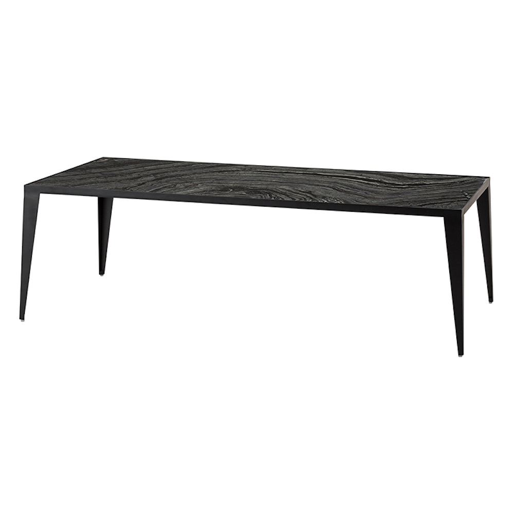 La table de salon MINK présenta un design sophistiqué minimaliste avec son plateau rectangulaire en marbre noir encastré dans une base en métal noir mat  par Maillé Style (Érik Maillé)