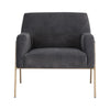Fauteuil Roberto, chaise d'appoint en velours gris  reposant sur une structure en laiton antique  avec un style élégant et confortable par Maillé Style (Érik Maillé)