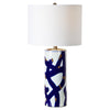 lampe sur table en céramique blanche et bleue Maillé style
